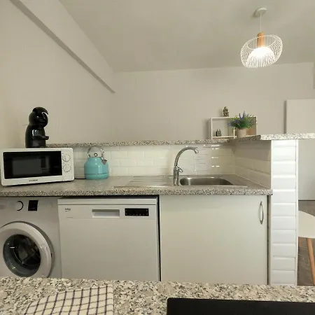 Apartment Almada, T1 Costa Caparica, Renovado