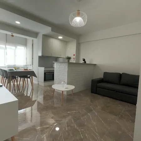 Almada, T1 Costa Caparica, Renovado Apartment *